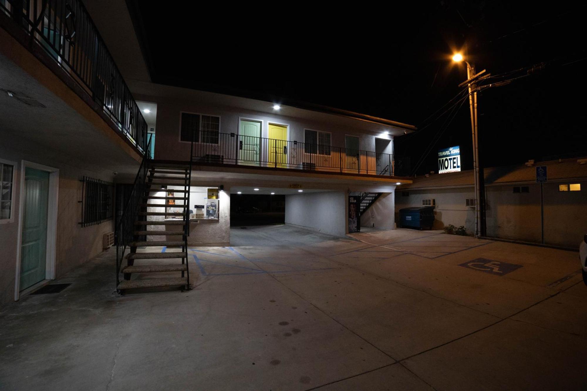 Artesia Motor Inn Bellflower Exteriér fotografie